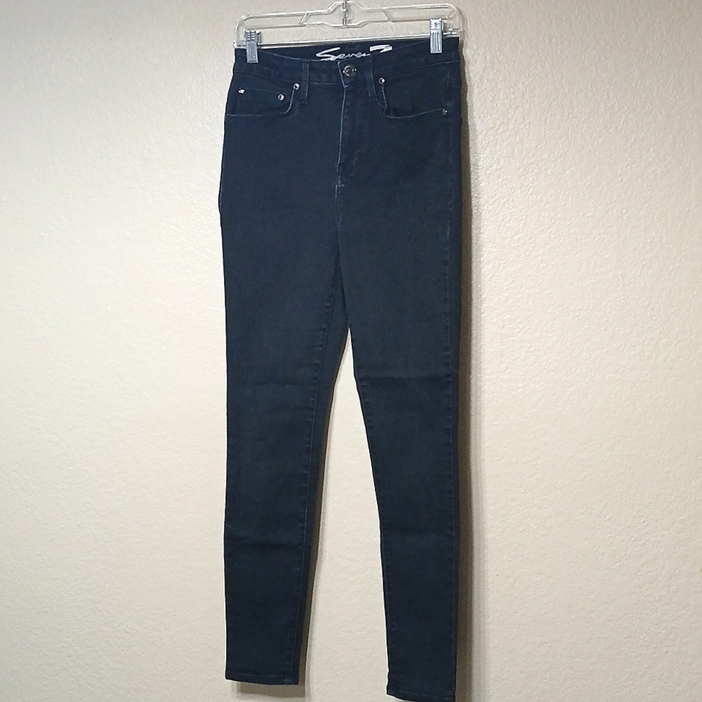 BO-17--SEVEN 7 JEANS